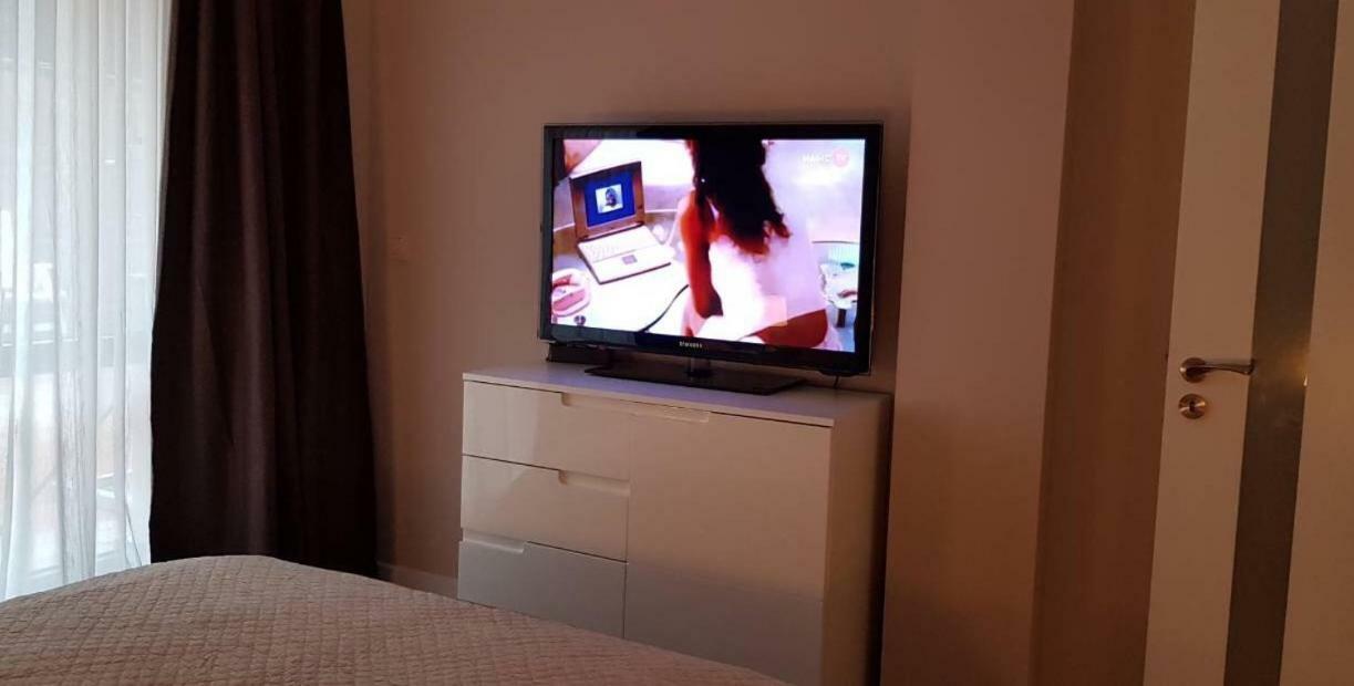 Luxury In Center 2