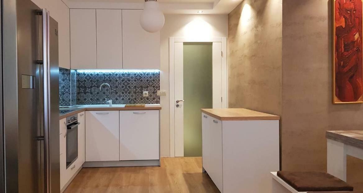 Luxury In Center 2 Varna