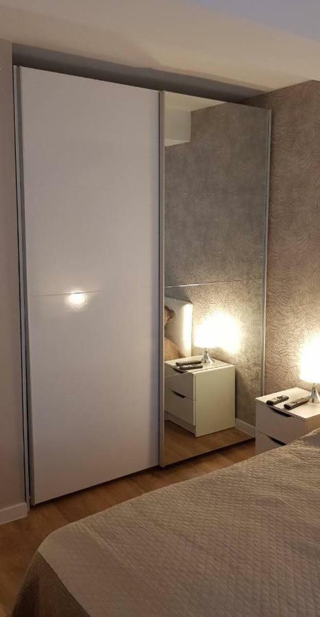 Apartment Luxury In Center 2 Varna